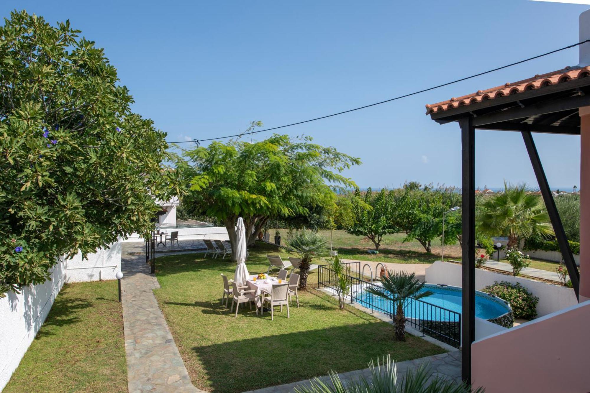 Villa Eleni 100M From The Sea Rapanianá Exterior photo